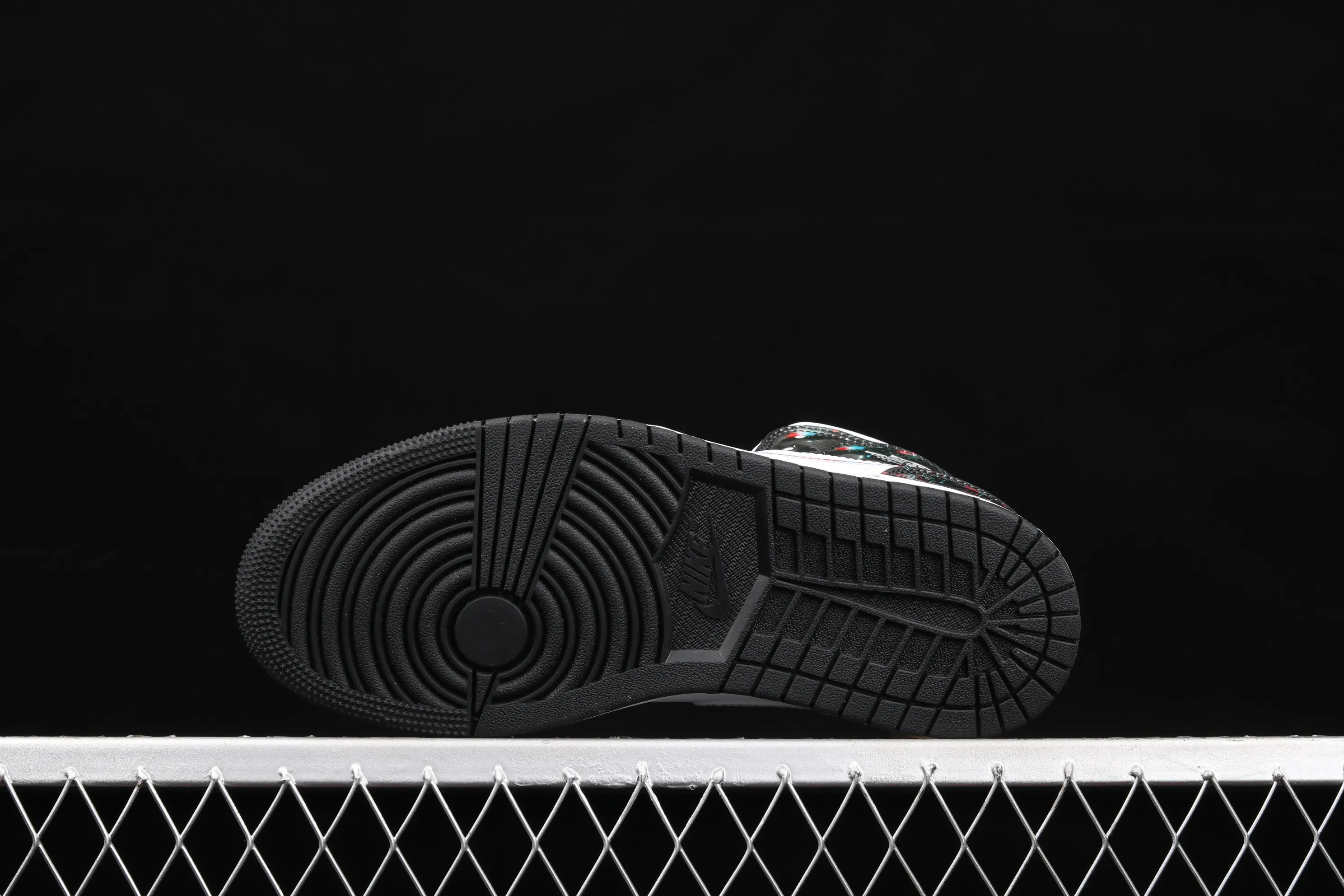 All categories Air Jordan Jordan series basketball shoes Air Jordan 1 Mid Air Jordan 1 Mid SE AJ1 Joe 1 naked eye 3D limited edition Chinese basketball shoes BQ6931-114